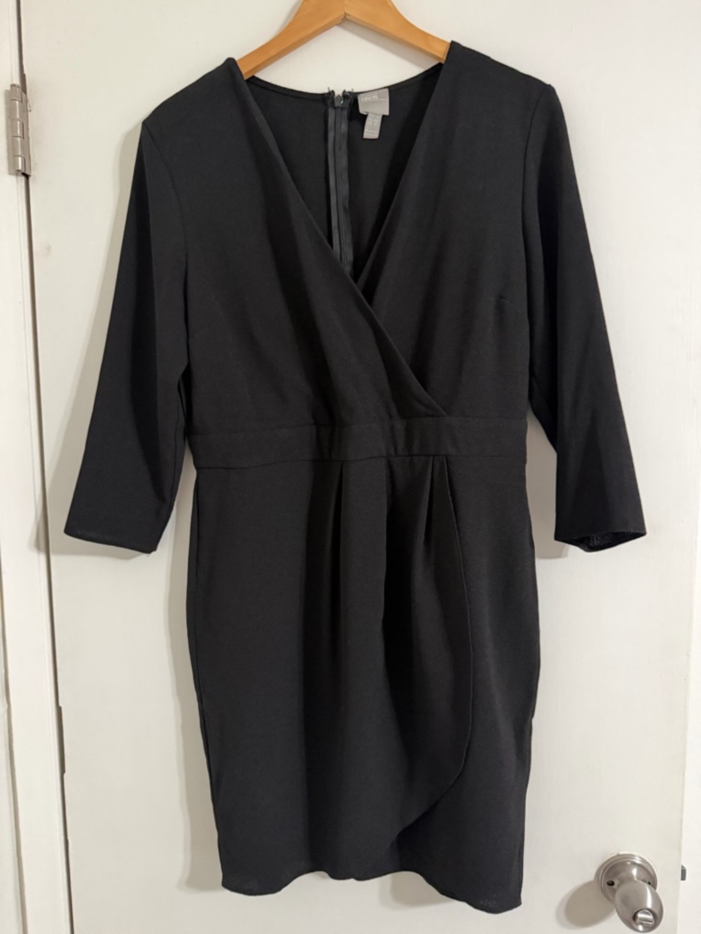 ASOS Black 3/4 Long-Sleeve V-neck Wrap Dress Size 10